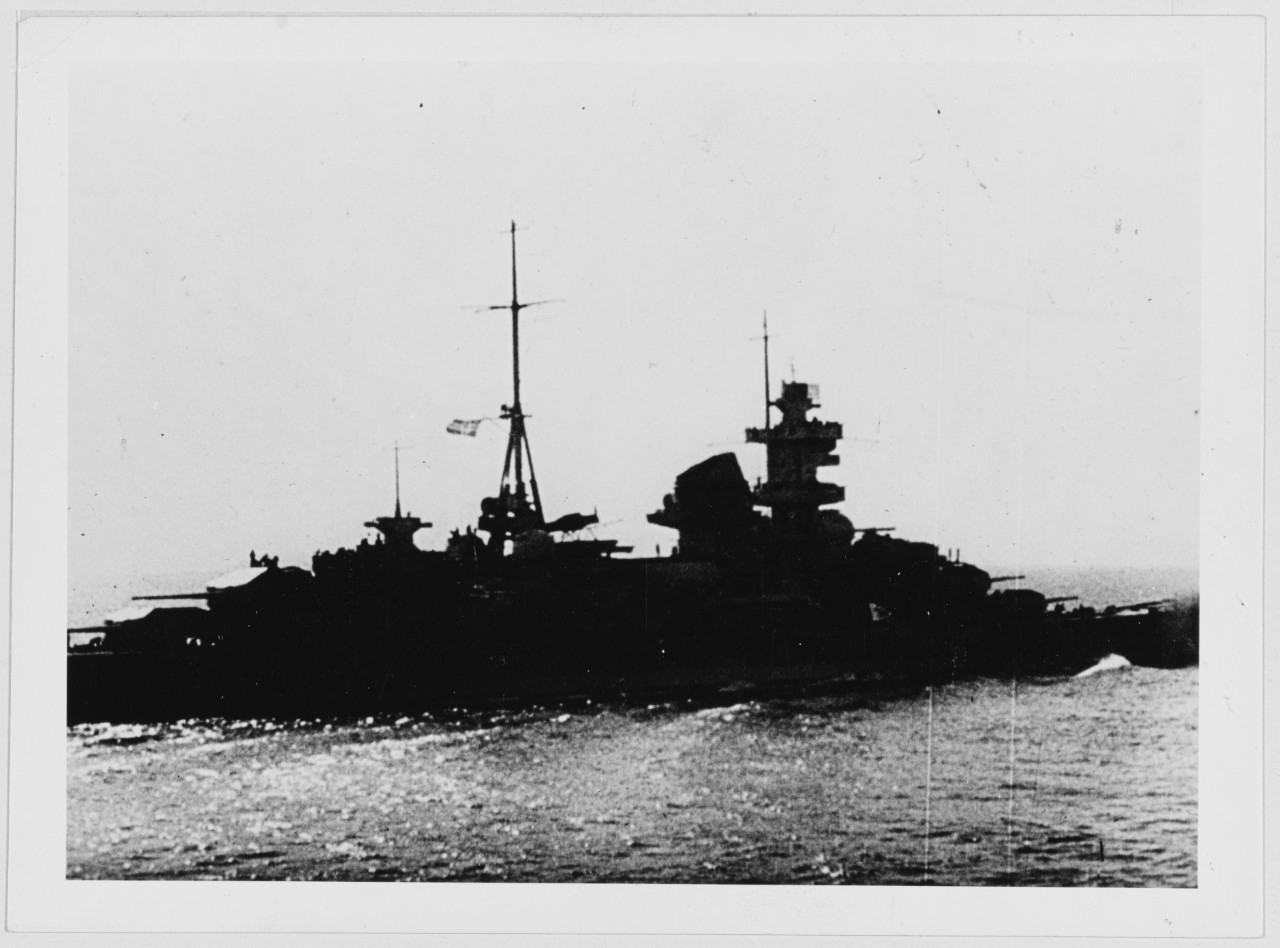 German Heavy Cruiser HIPPER. Photo circa 1941