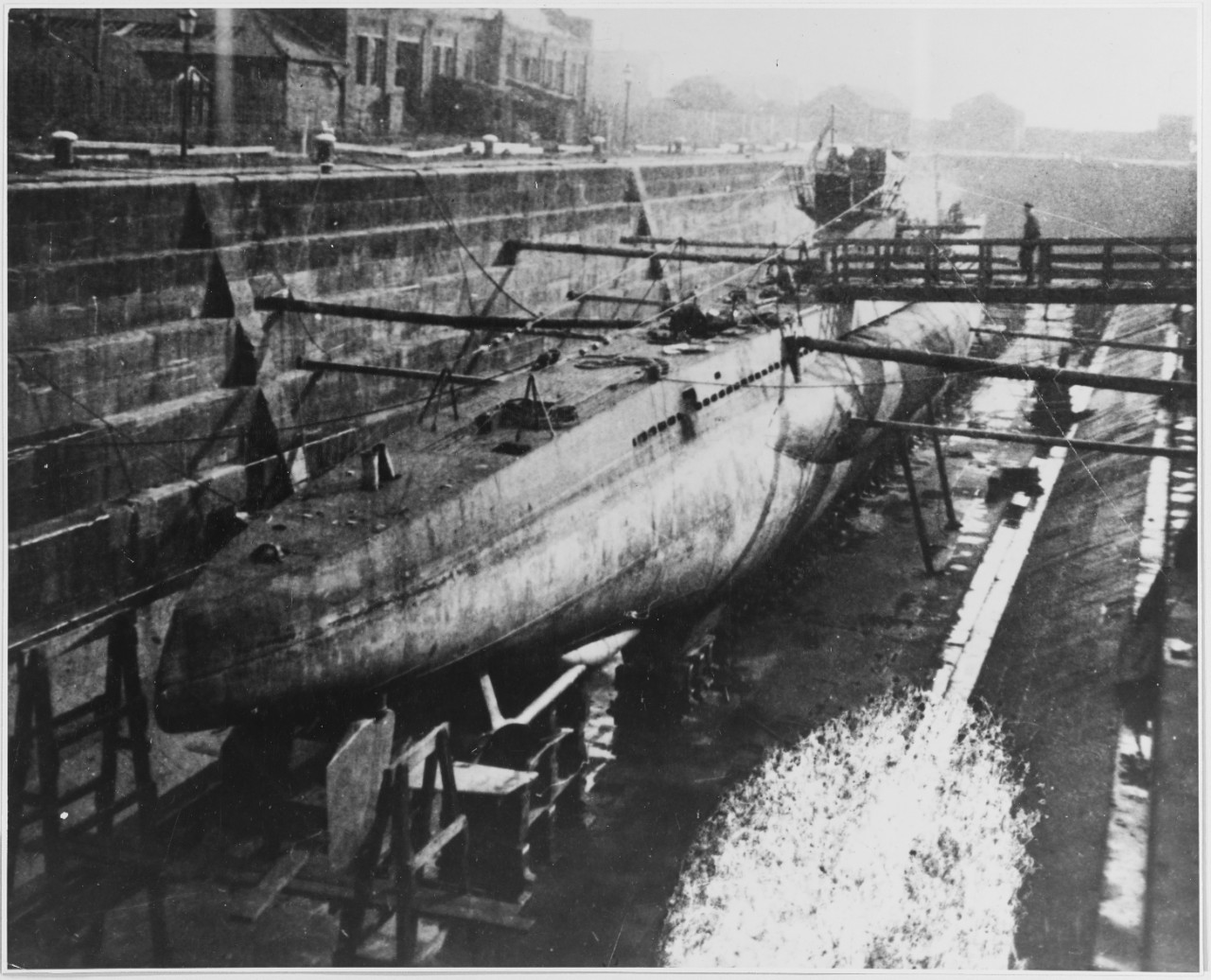 German submarine (Type VII class)