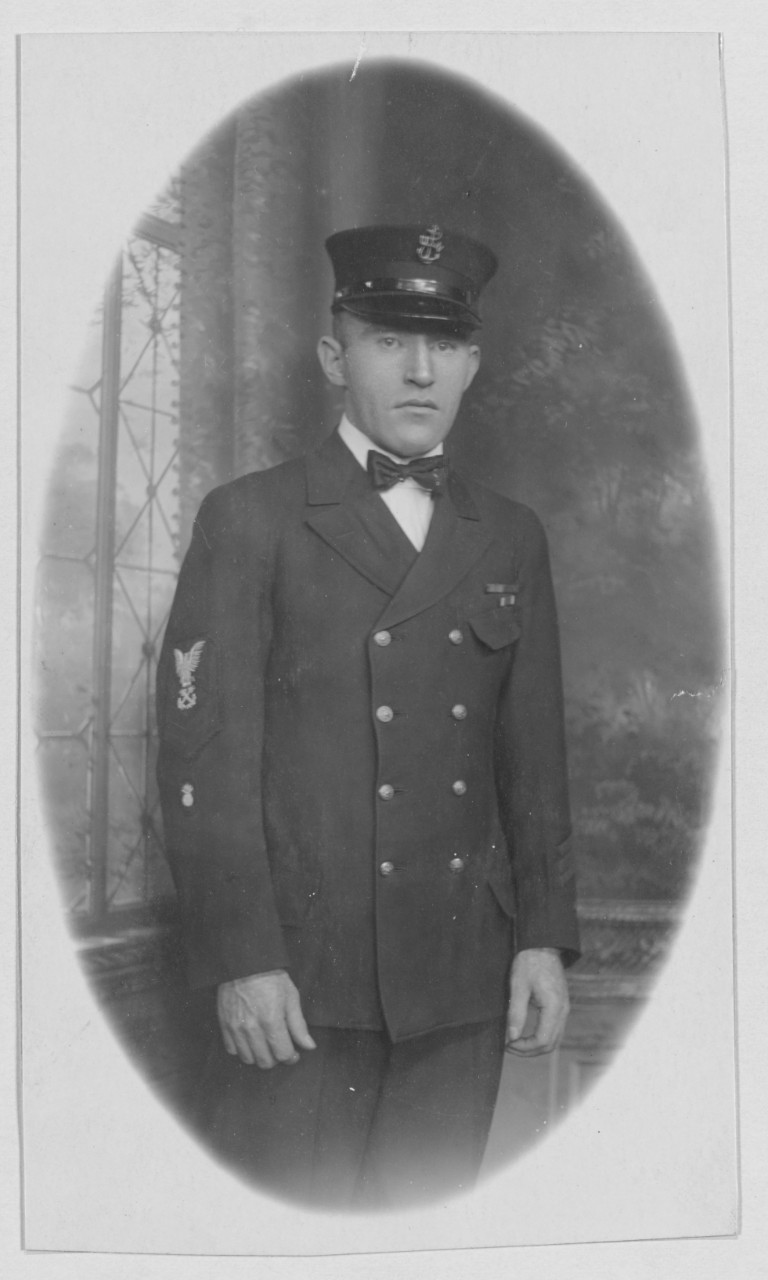 O' Brien, William Francis. (CBM) USN. (Navy Cross)