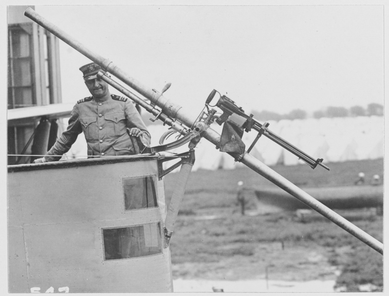 N-1 Seaplane Commander Stone and Davis Gun. Naval Aircraft Factory, Philadelphia, Pennsylvania. May 22, 1918