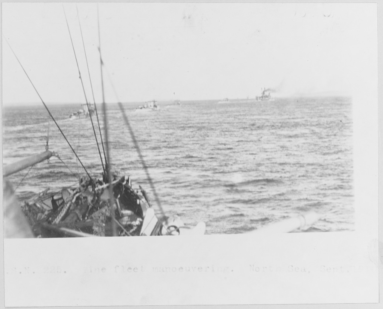 Destroyers and Mine Fleet maneuvering. North Sea. September 1918. USN 225