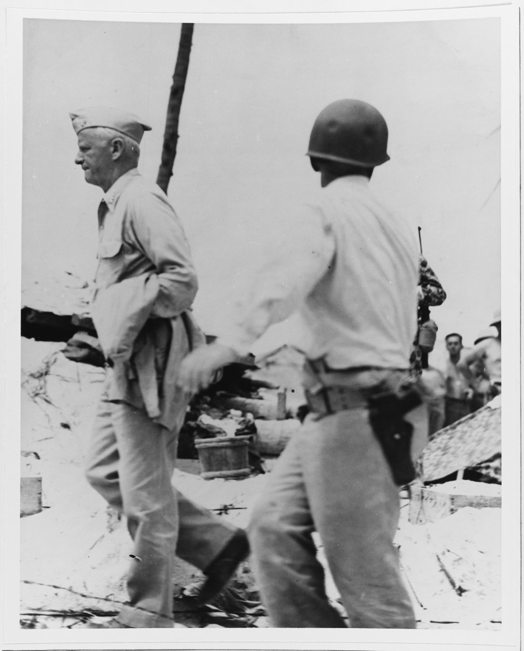 ADM C.W. Nimitz, Cincpac, inspects Betio Island, MGEN Julian C. Smith, USMC, 27 Nov. 1943