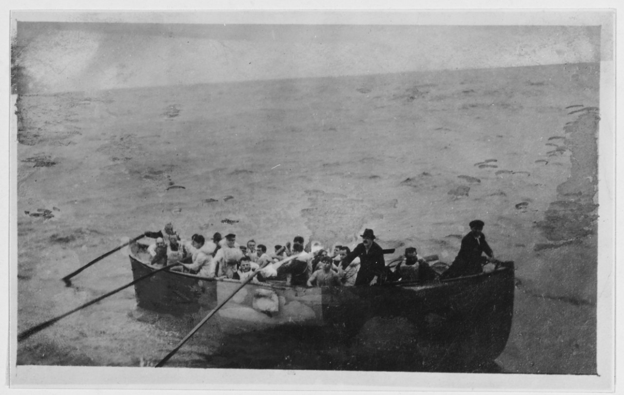 Photo #: NH 41744  Sinking of S.S. Antilles, 17 October 1917