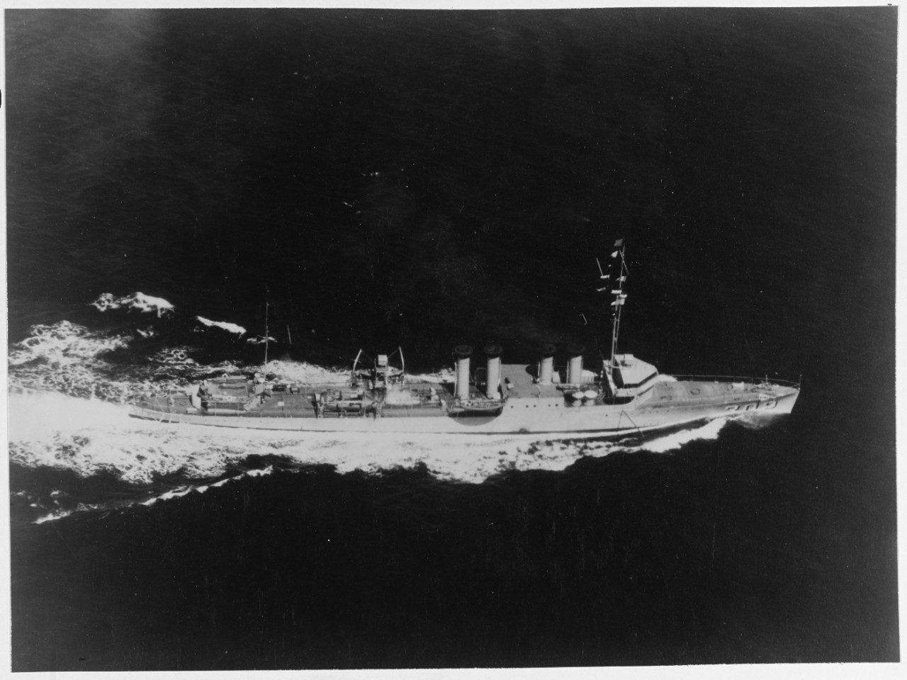 Photo #: NH 42011  USS Stoddert (DD-302)