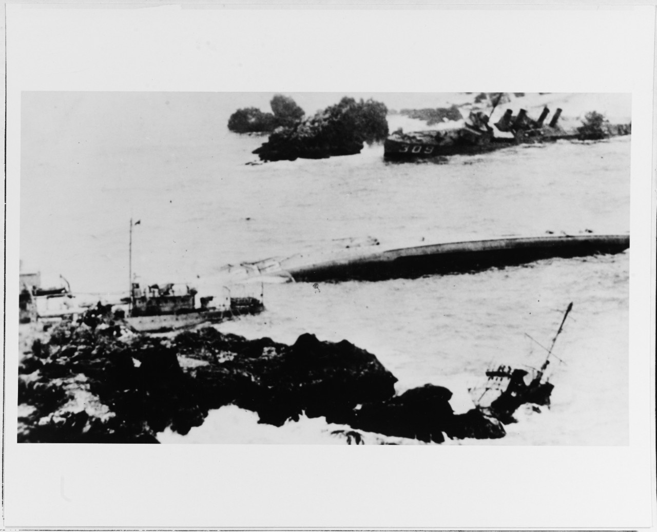 Photo #: NH 42173  Honda Point disaster, September 1923