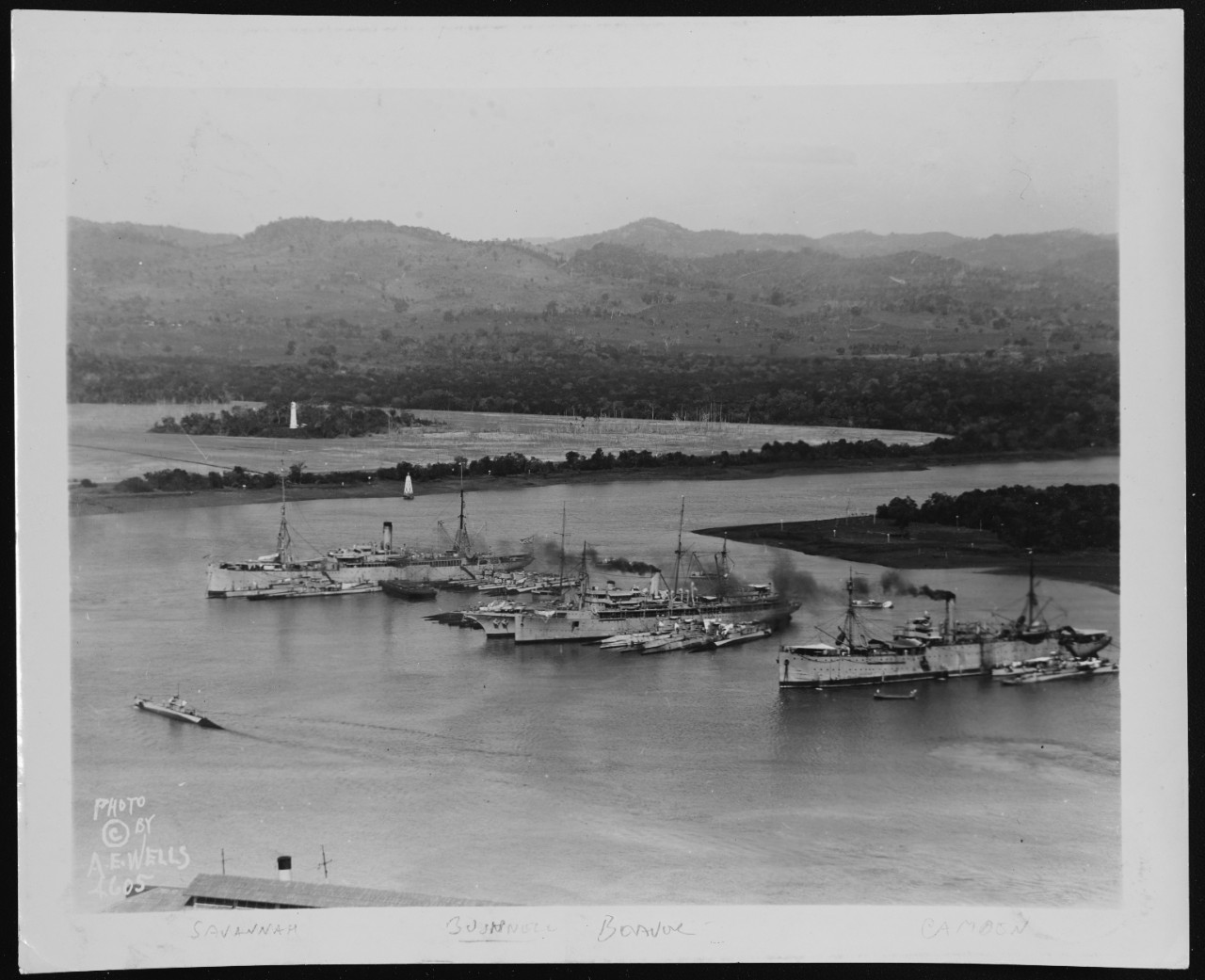 Photo #: NH 42573  Control Force submarines and their tenders at Christobal, Panama Canal Zone, circa 1923.