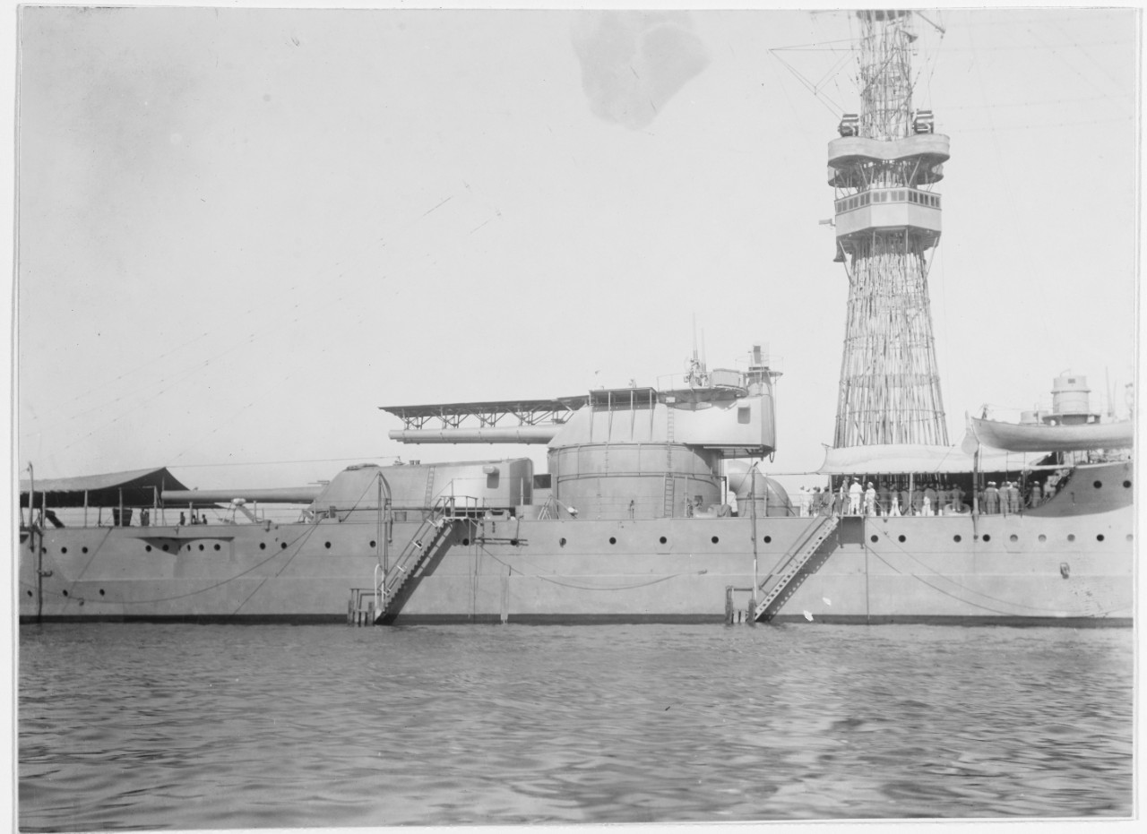 USS PENNSYLVANIA (BB-38) in Guantanamo Bay, Cuba, early in 1920. 