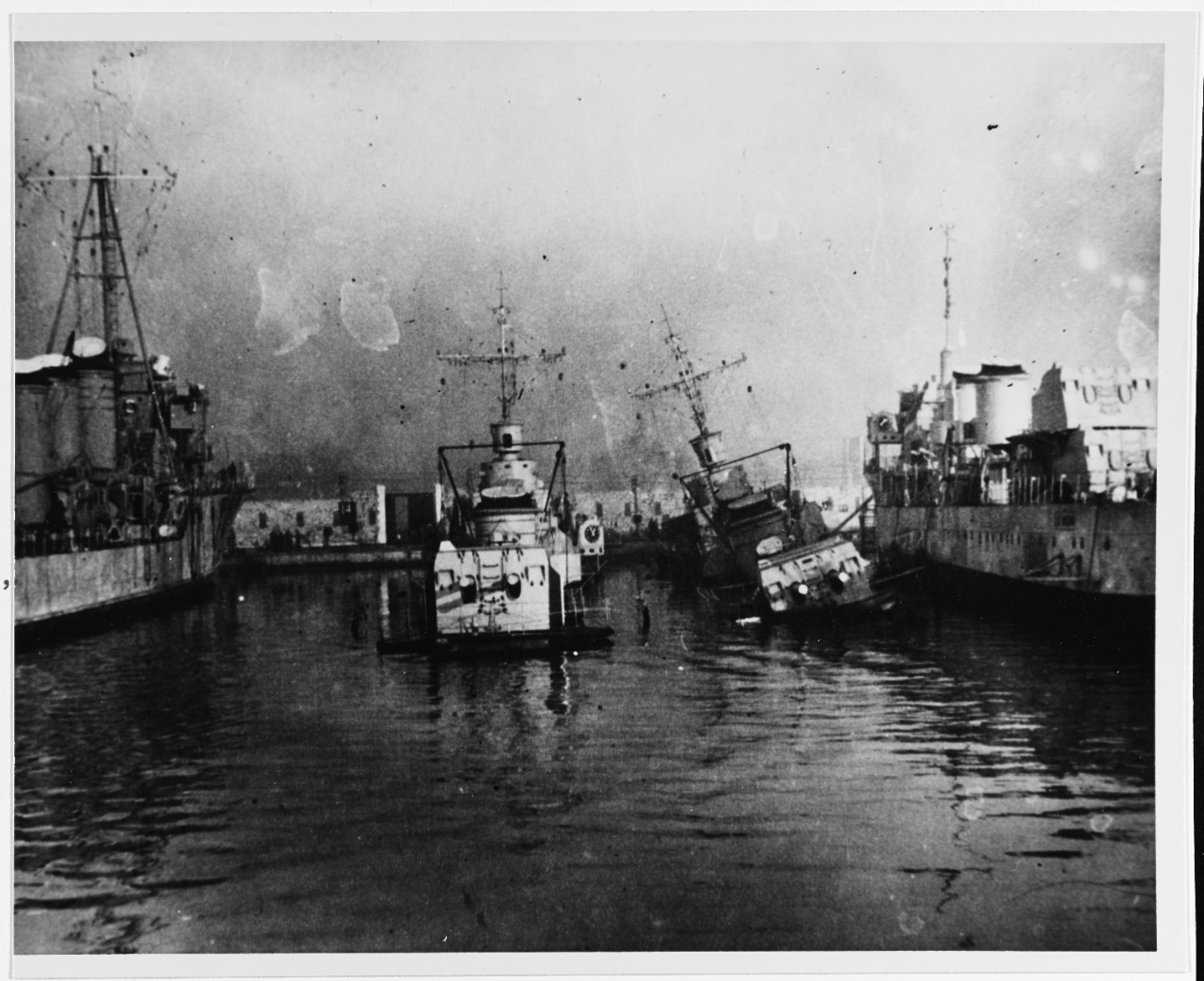 Photo #: NH 42769  Scuttling of the French Fleet at Toulon