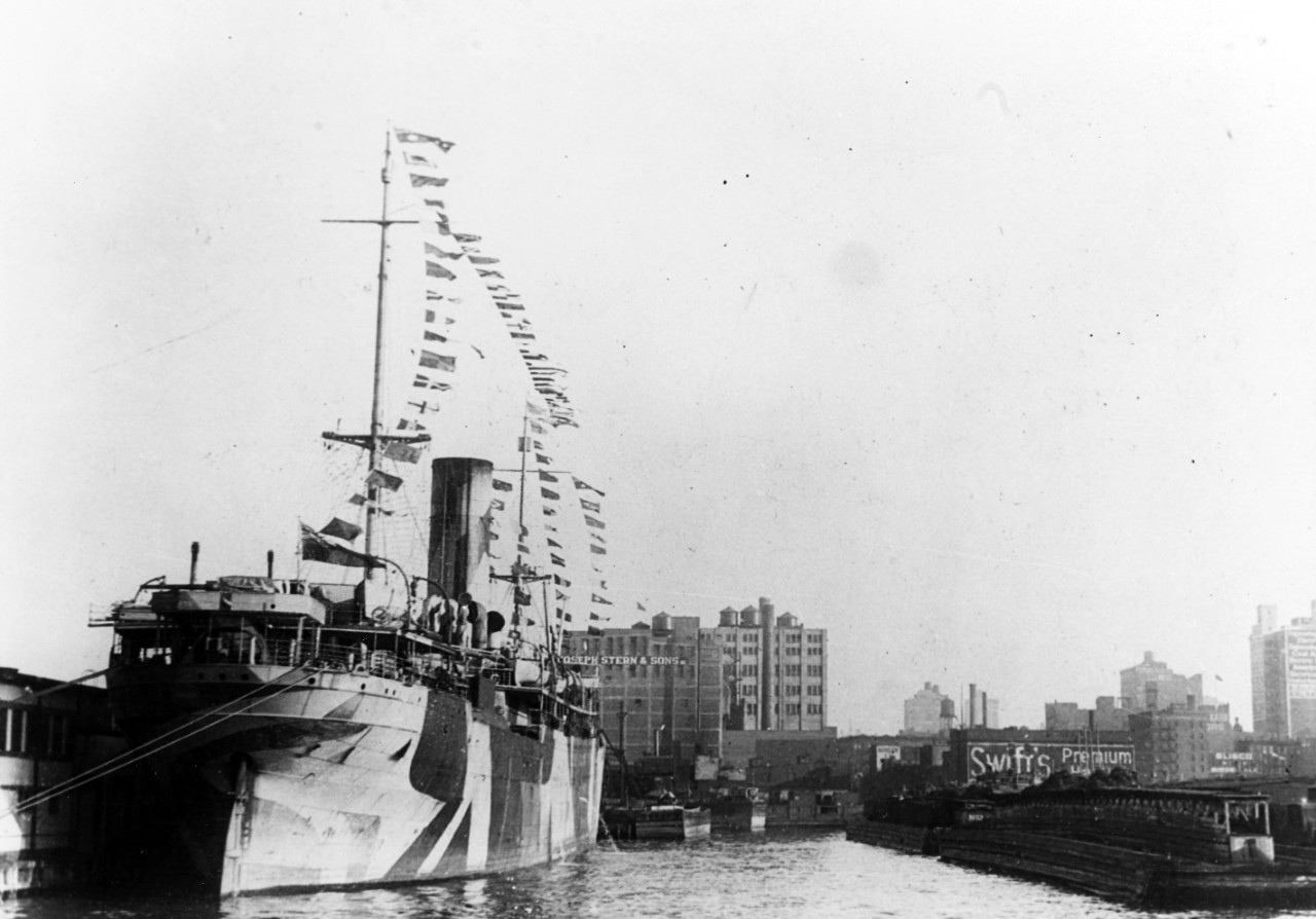 Merchant ship at New York City, 1918.