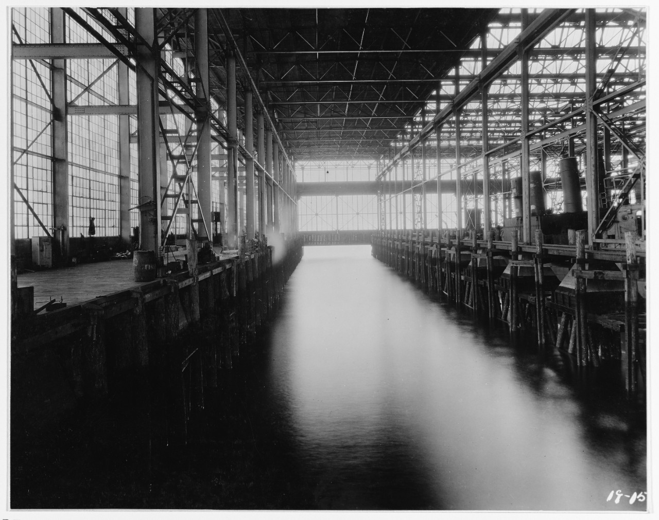 Photo #: NH 43156  Victory Destroyer Plant, Bethlehem Shipbuilding Corporation, Squantum, Massachusetts
