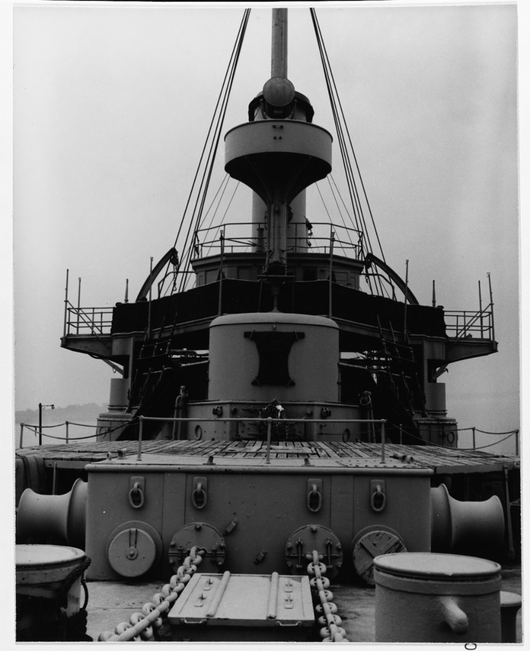 USS OLYMPIA (IX-40)
