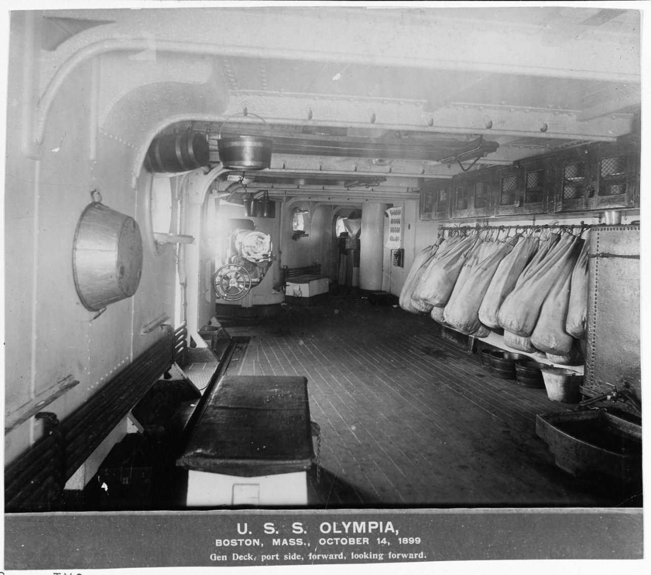 USS OLYMPIA (C-6) 