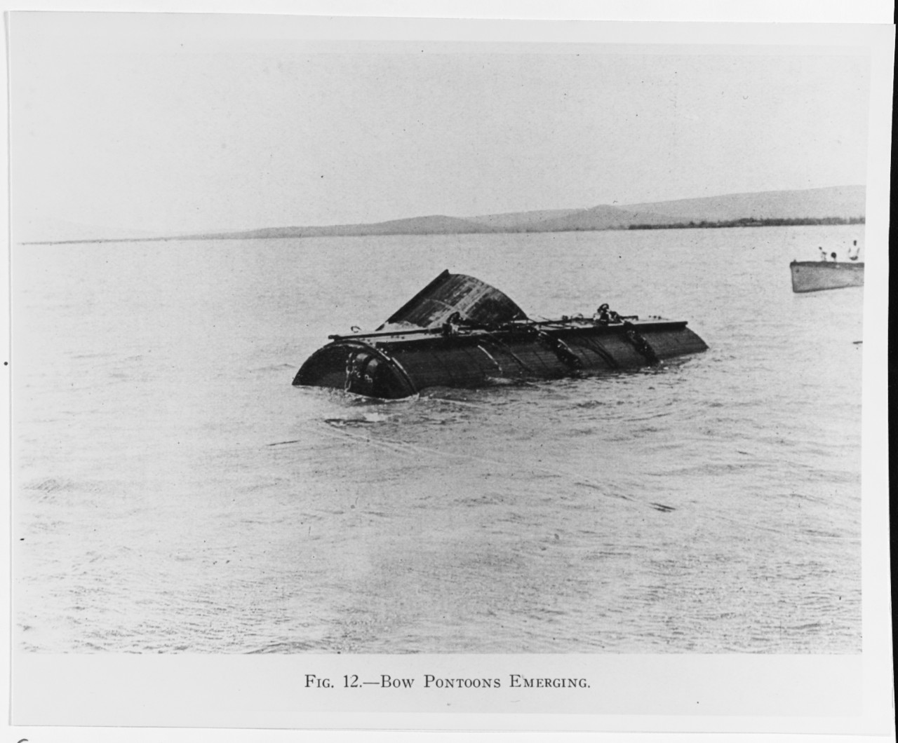 Photo #: NH 43498  Salvage of USS F-4 (SS-23), April-August 1915