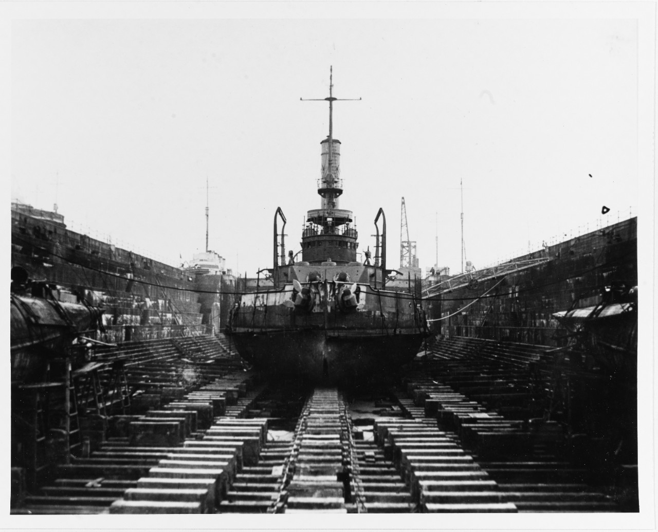 USS TONOPAH (BM-8)