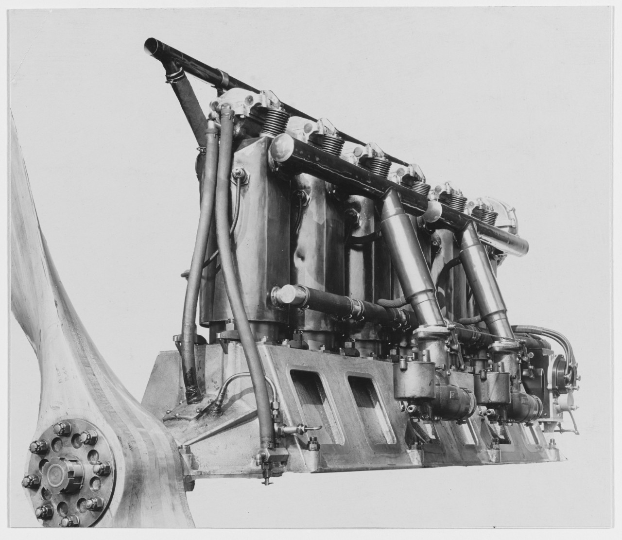 Union 6 Cylinder In-Line Engine, 125 H.P.