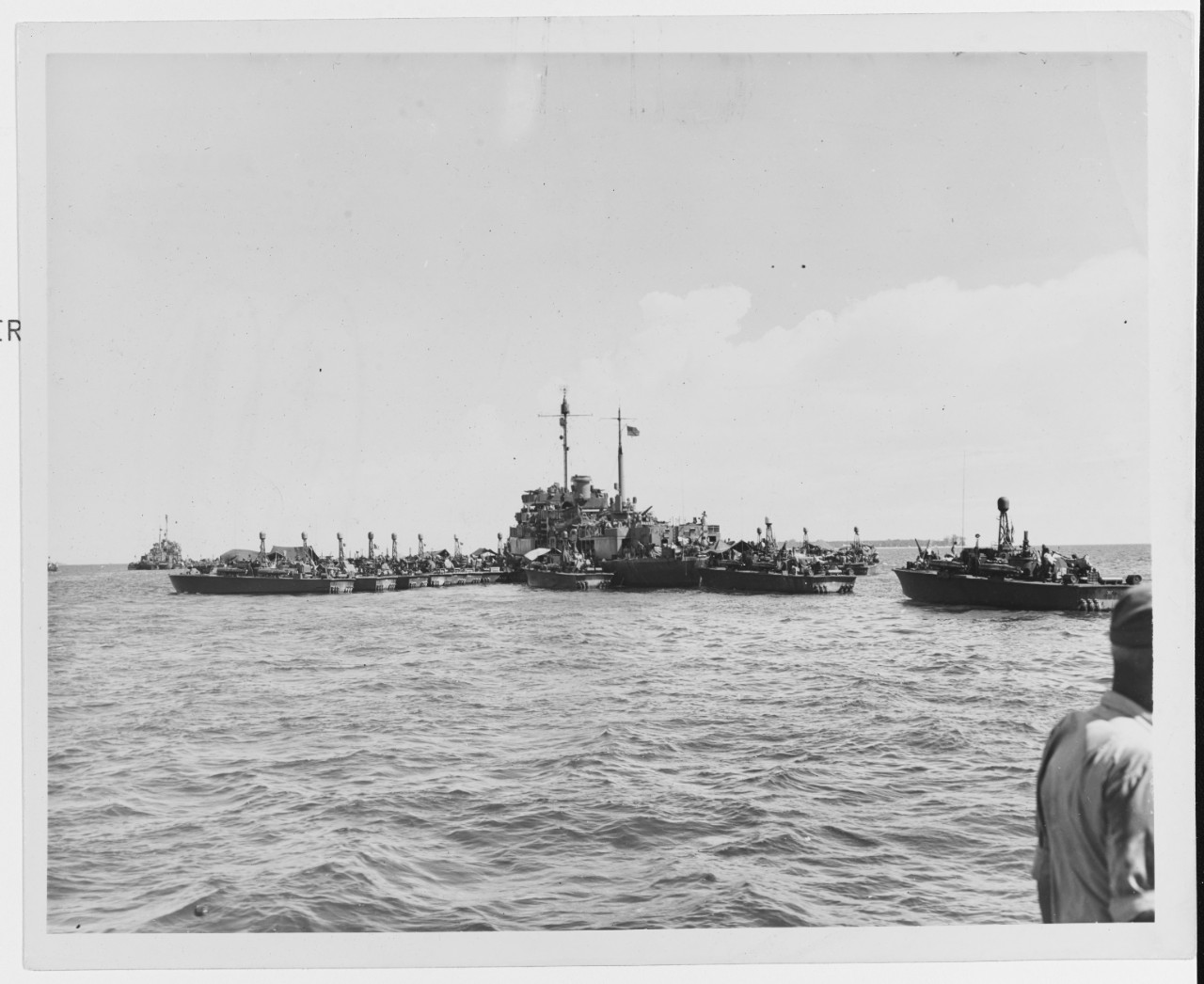 Photo #: NH 44315  USS Oyster Bay (AGP-6)