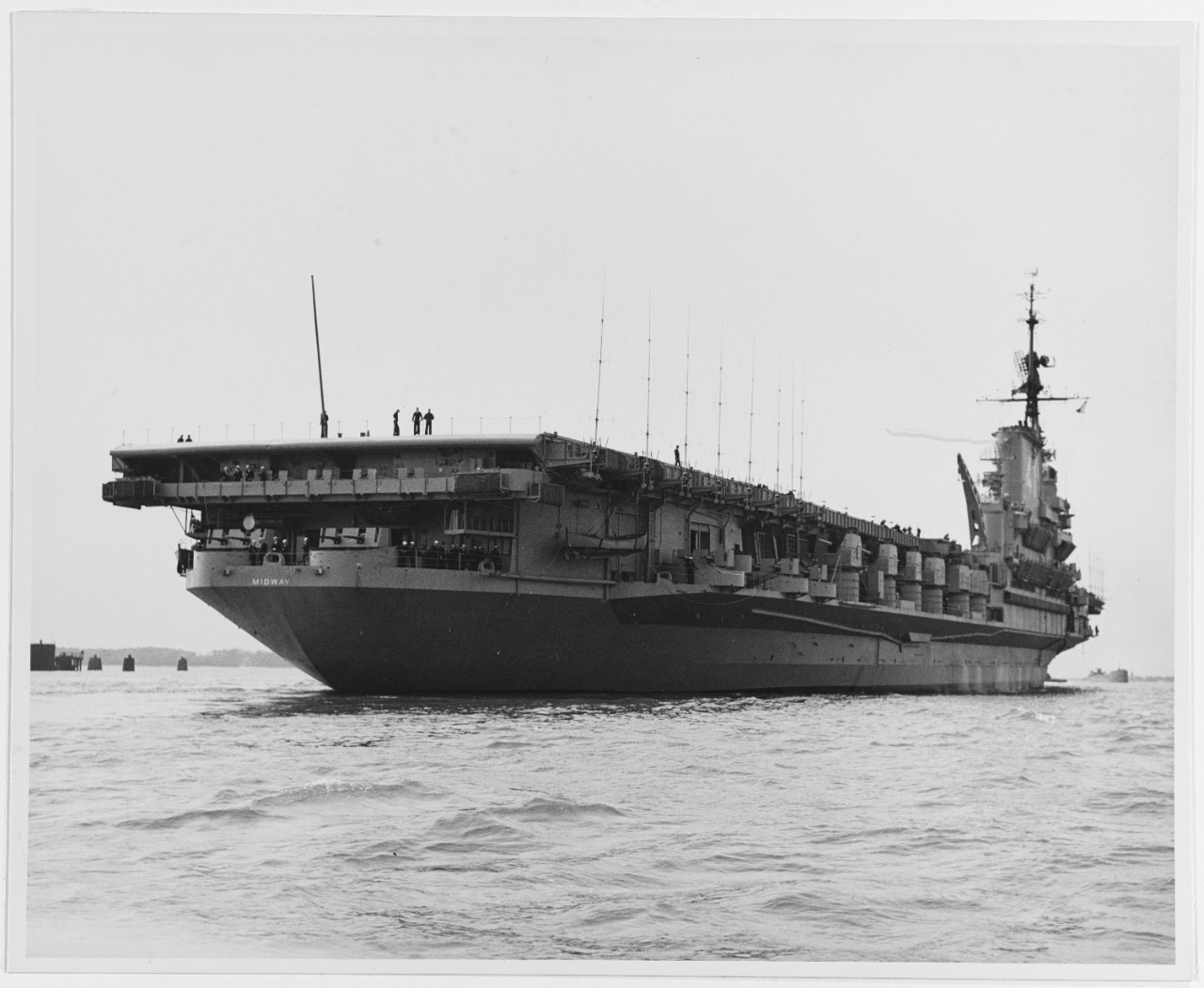 USS MIDWAY (CVB-41)
