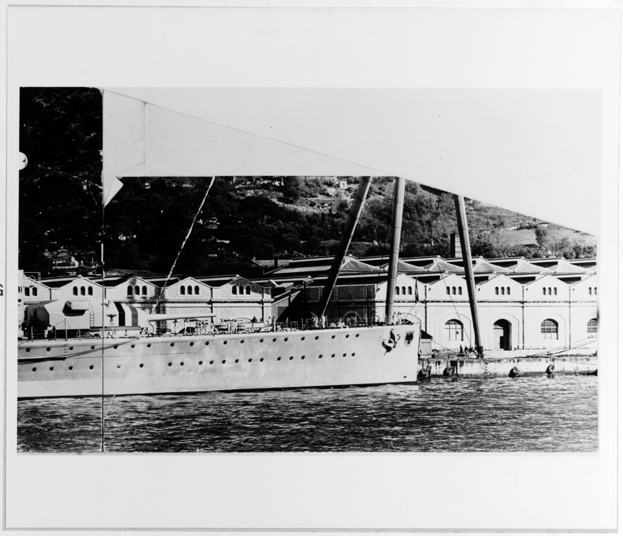 DEUTSCHLAND (German Battleship, 1931)