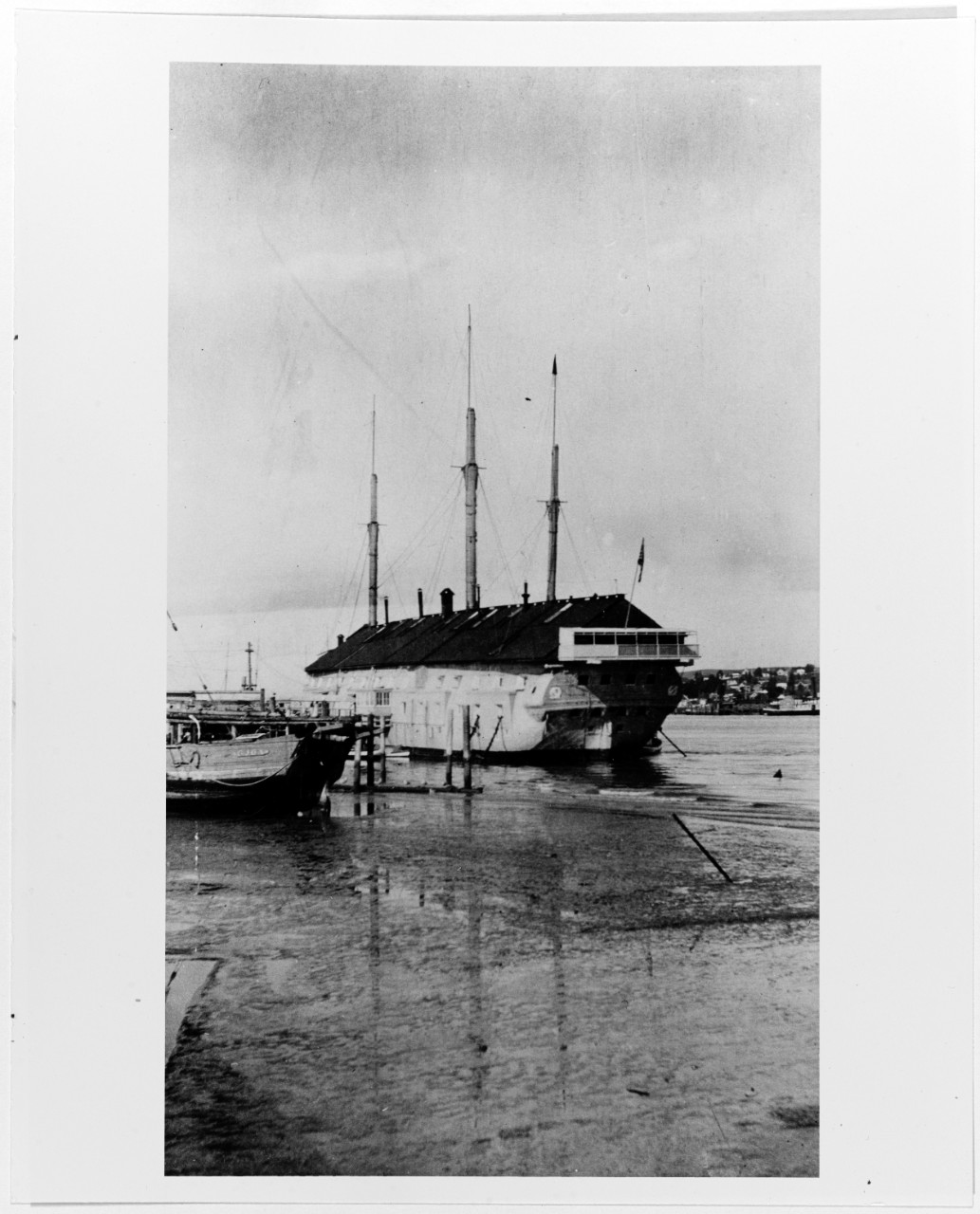 USS INDEPENDENCE (1814 -1913)