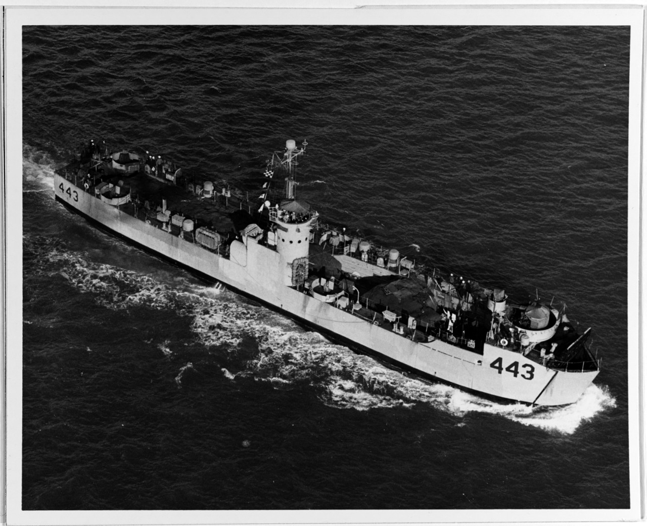 USS LSM-443
