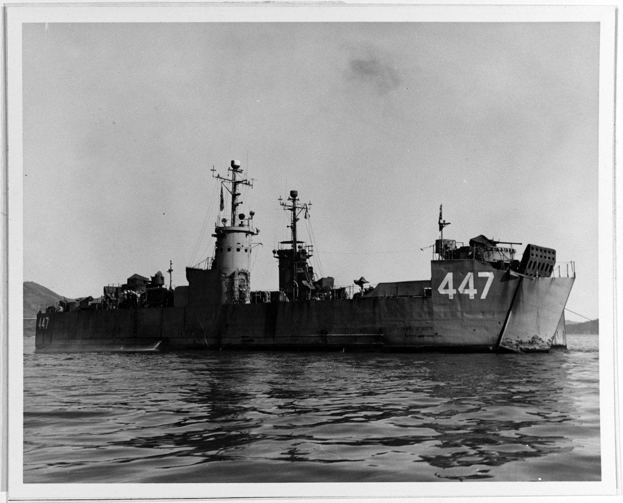 USS LSM-447