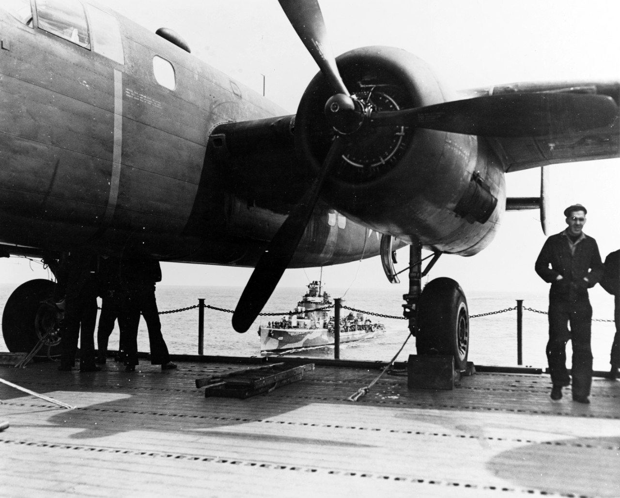 Photo #: NH 53291  Doolittle Raid on Japan, 18 April 1942