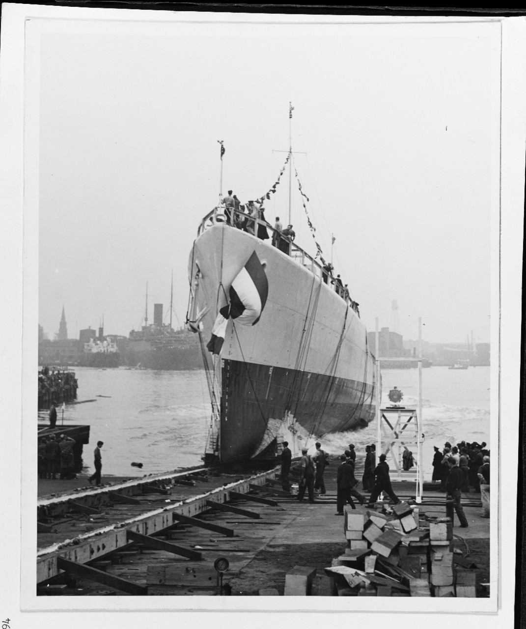 USS FITCH (DD-462), launching