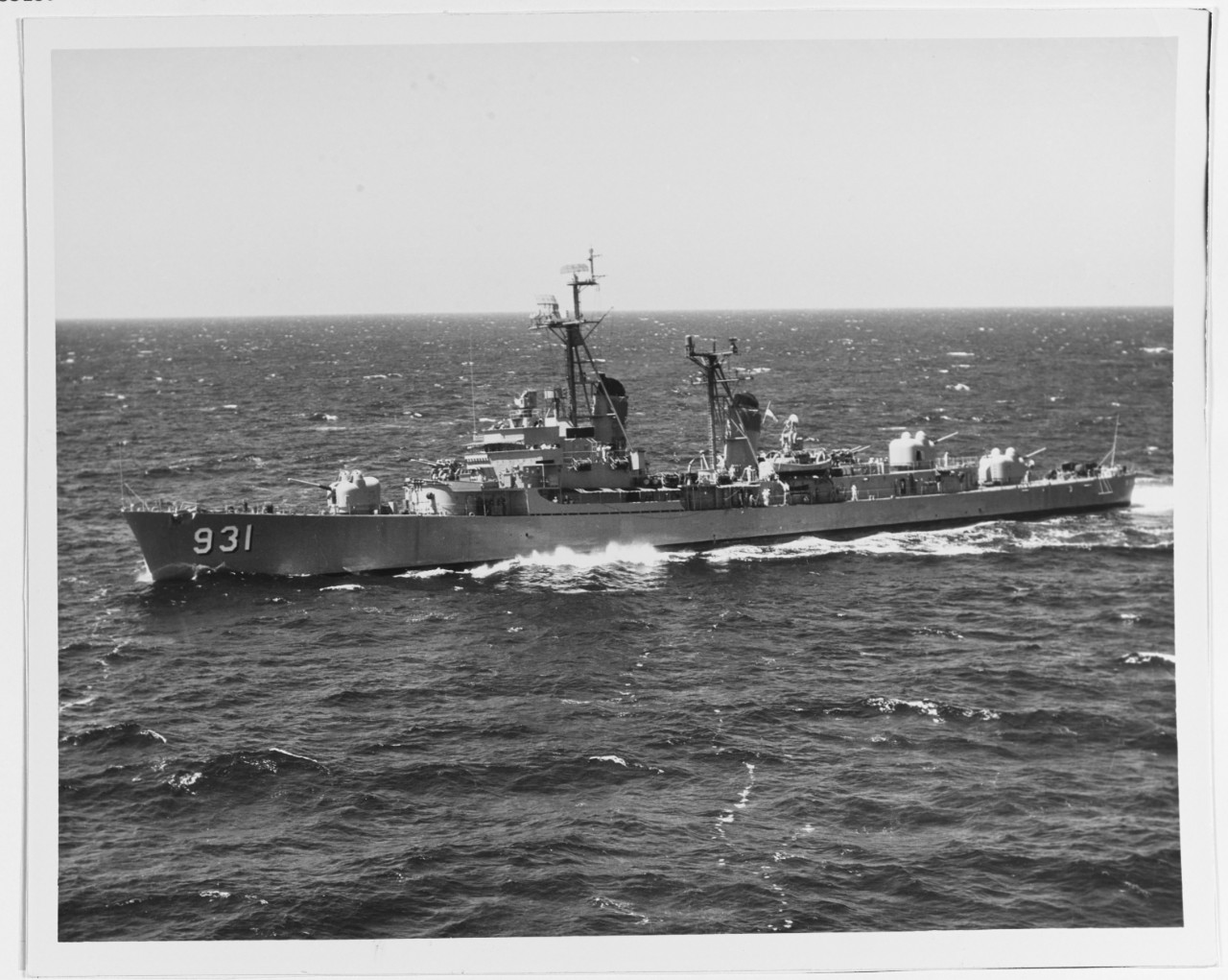USS FORREST SHERMAN (DD-931)