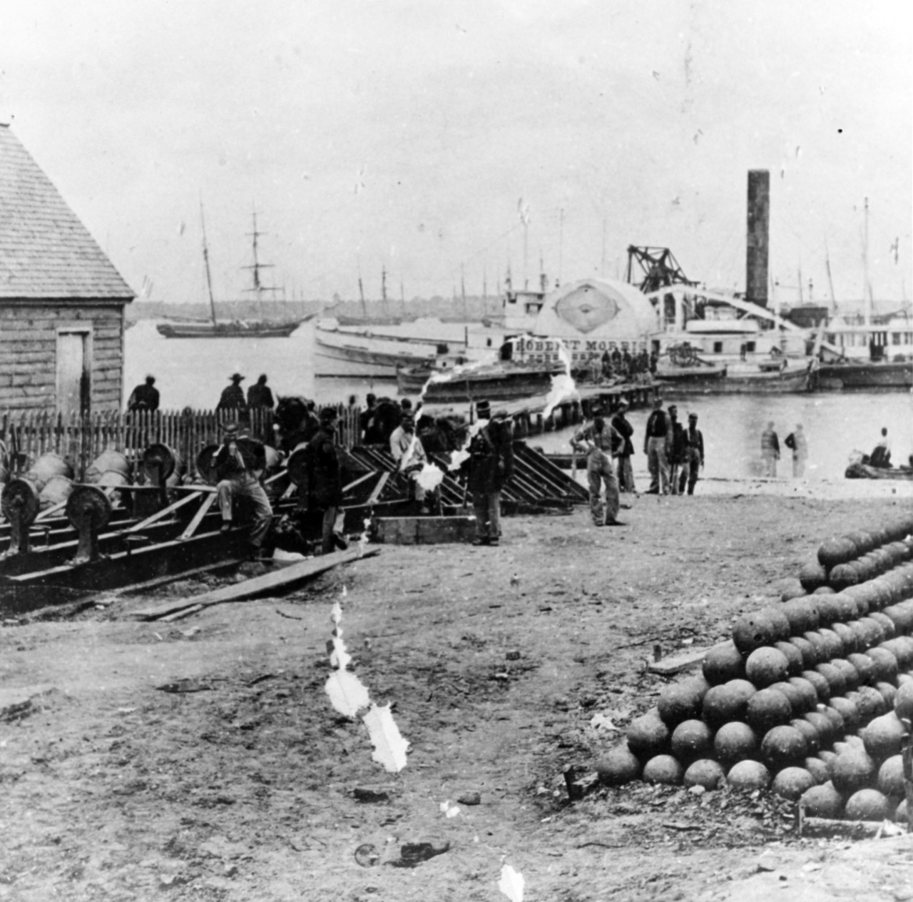 Civil War port scene