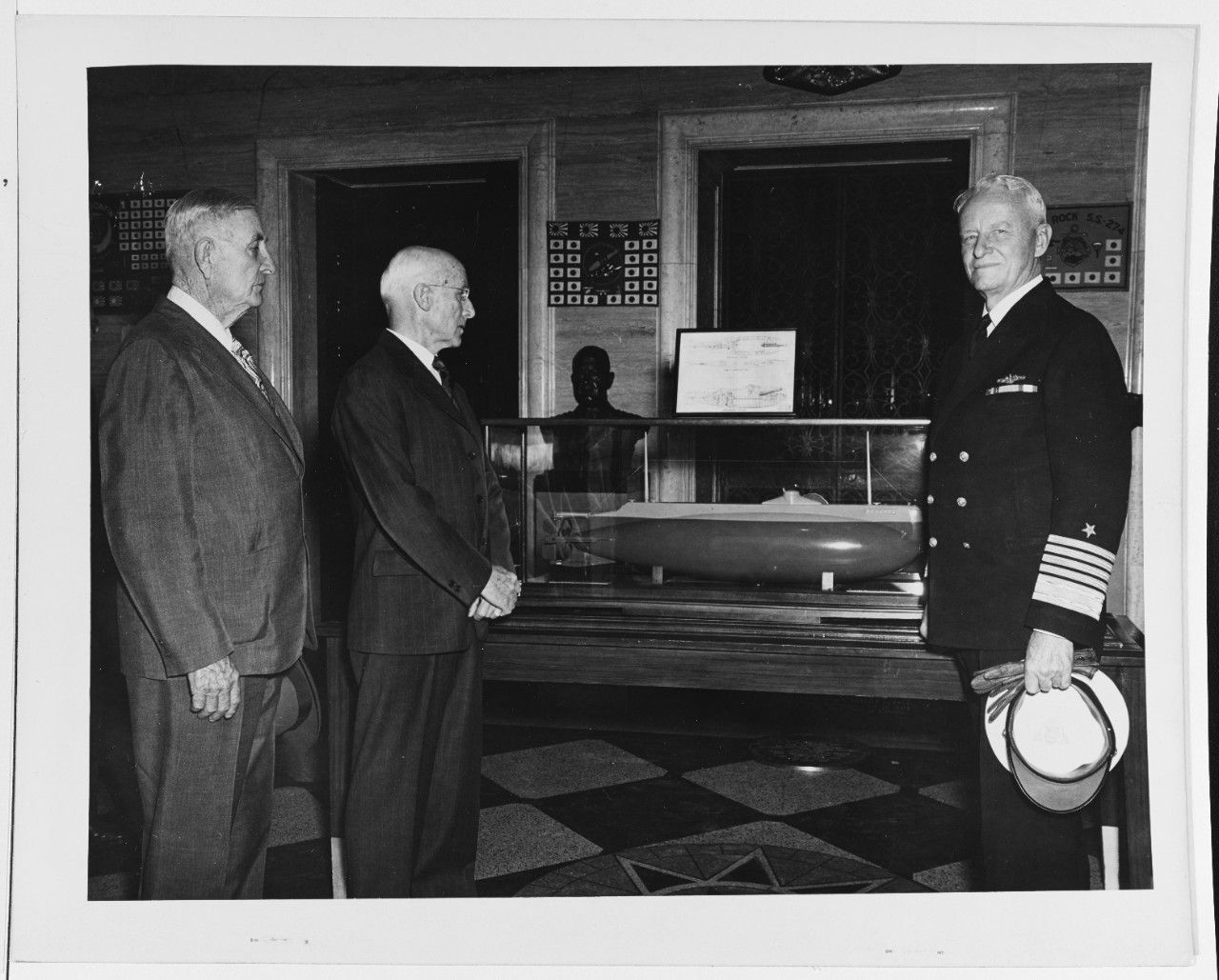 Photo #: NH 58148  &quot;Submarine Day&quot; at the U.S. Naval Academy, 11 April 1947