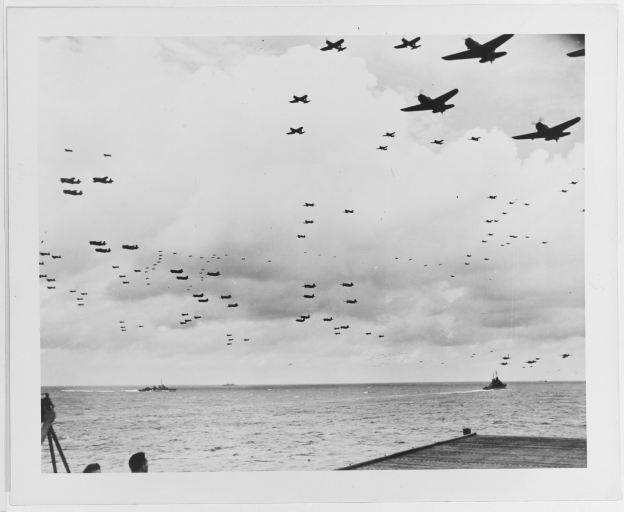 Photo #: NH 62593  Surrender of Japan, Tokyo Bay, 2 September 1945