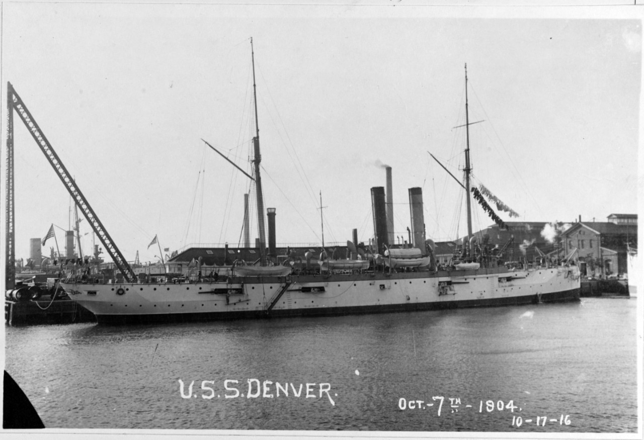 Photo #: NH 63593  USS Denver