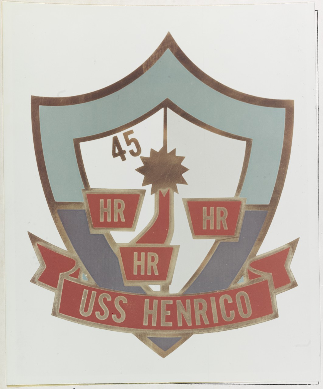 Insignia: USS HENRICO (APA-45)