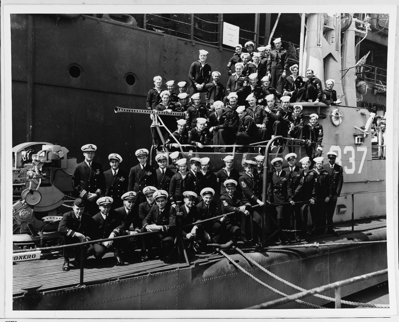 Crew of USS CARBONERO (SS-337)
