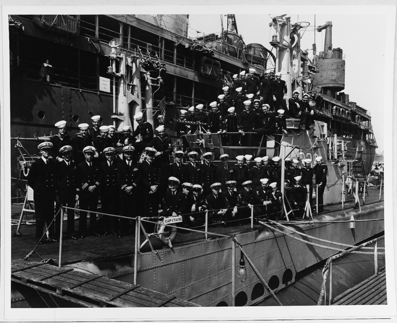 Crew of USS CAPITAINE (SS-338)