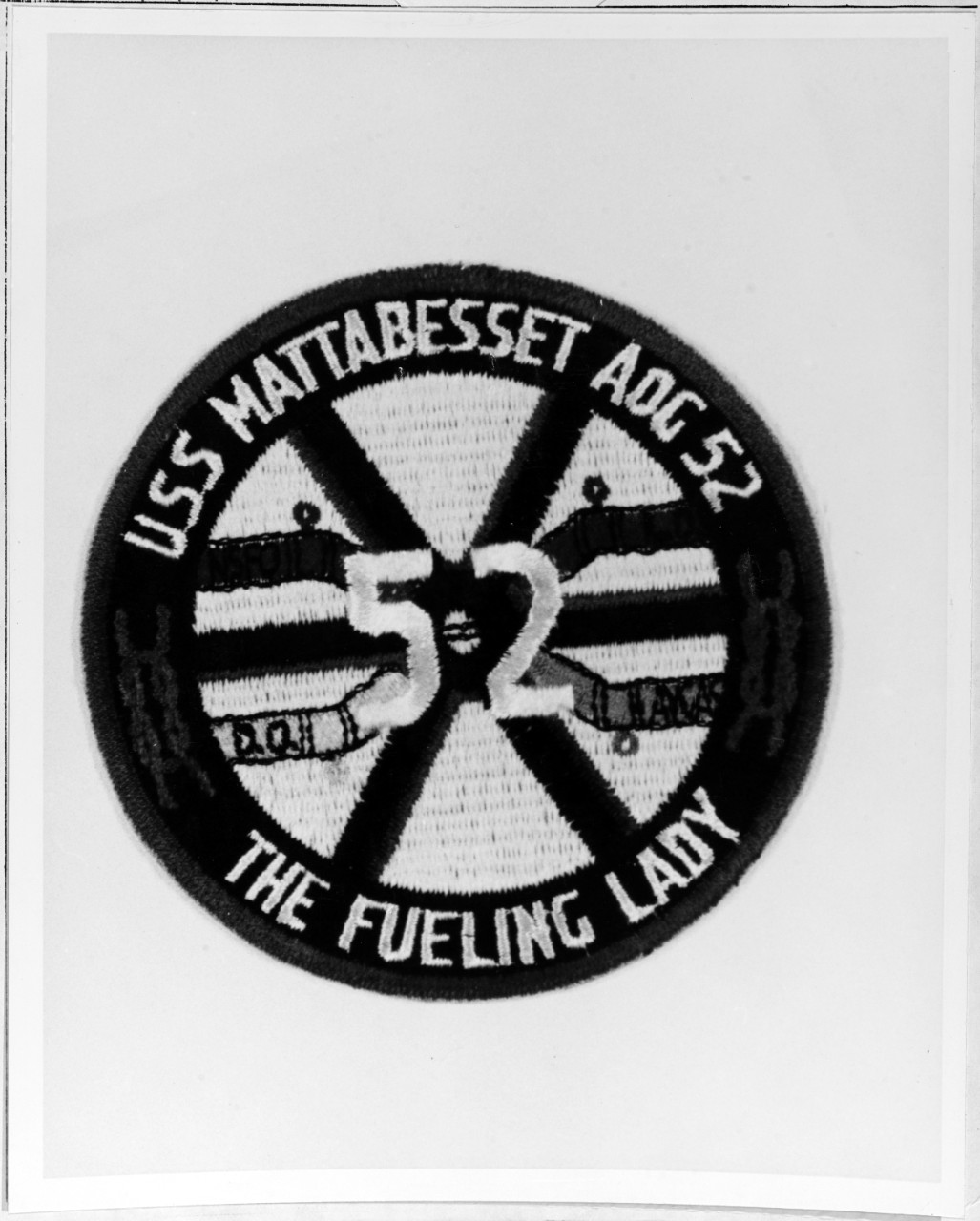 Insignia:  USS MATTABESSET (AOG-52)