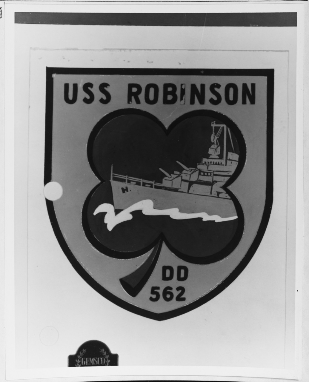 Photo #: NH 65339-KN Insignia: USS Robinson (DD-562)