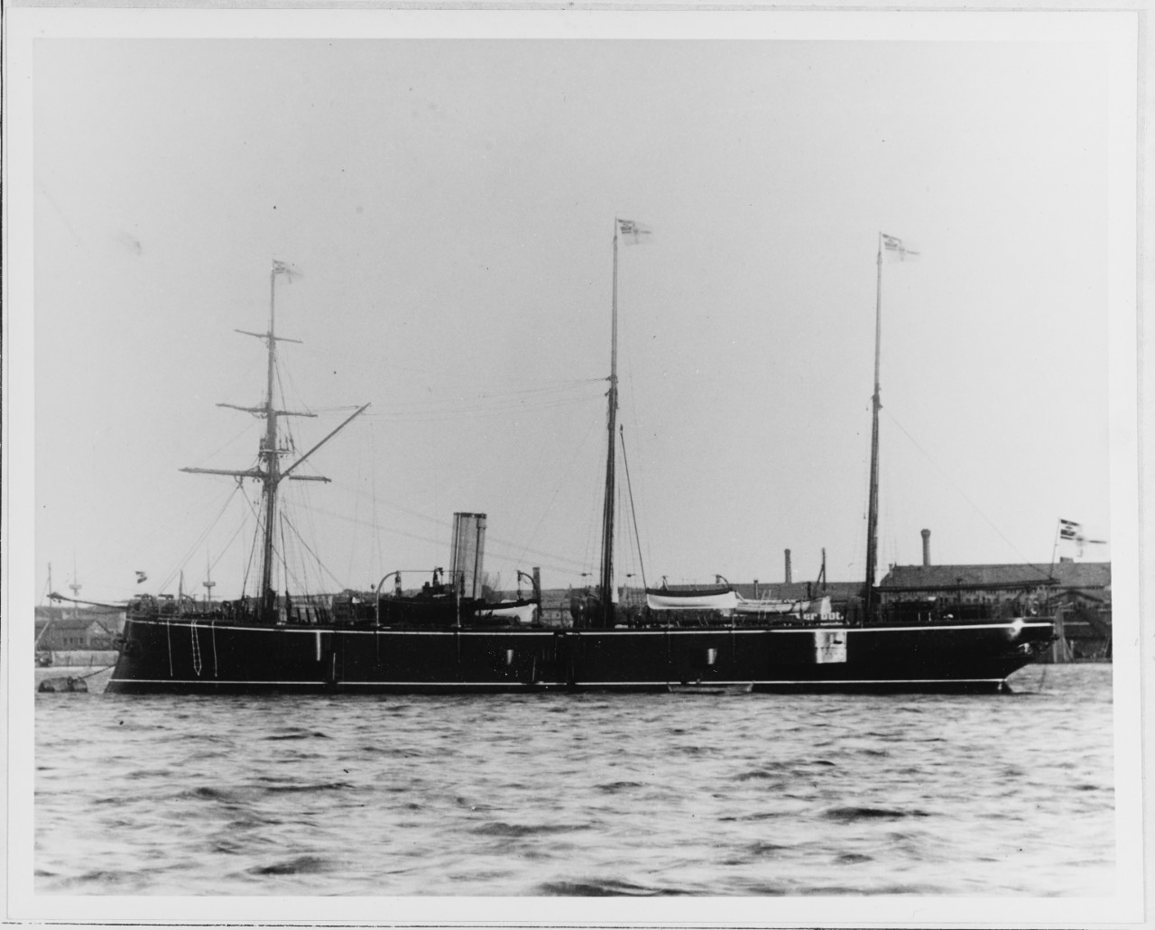 German Cruiser (SPERBER (CL-1889)