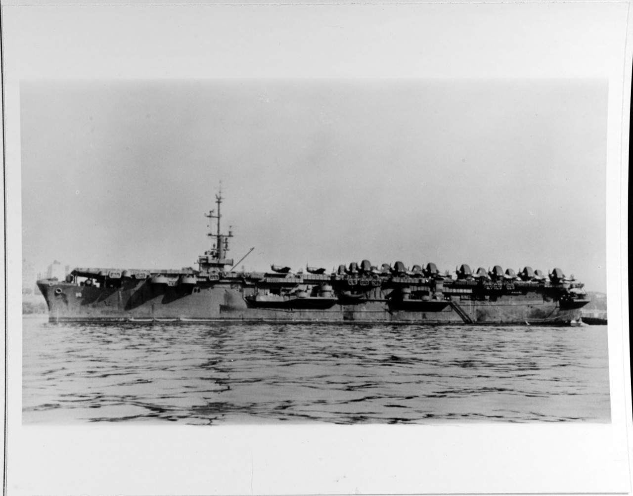 USS SALERNO BAY (CVE-110)