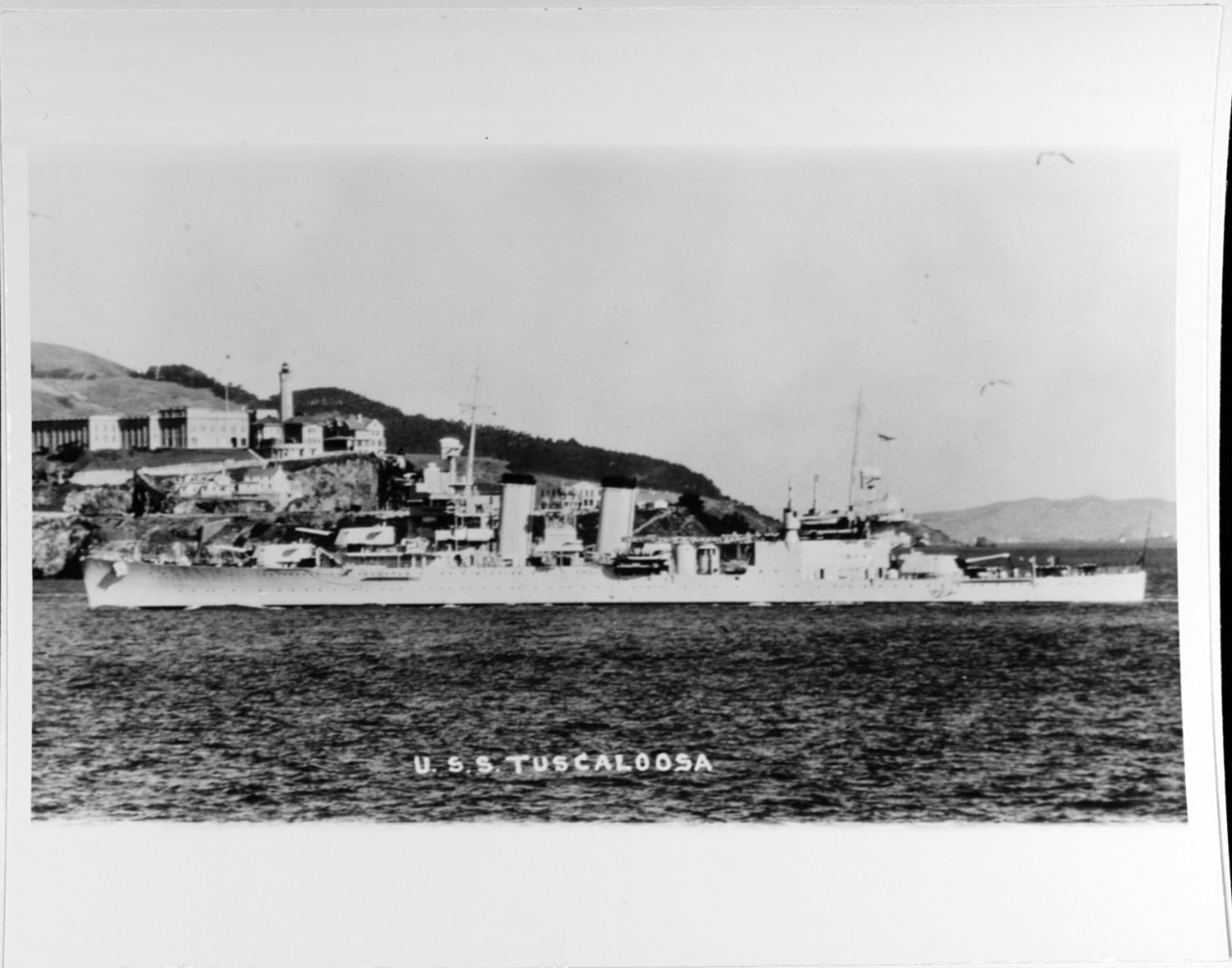 USS TUSCALOOSA (CA-37) 1934-1958.