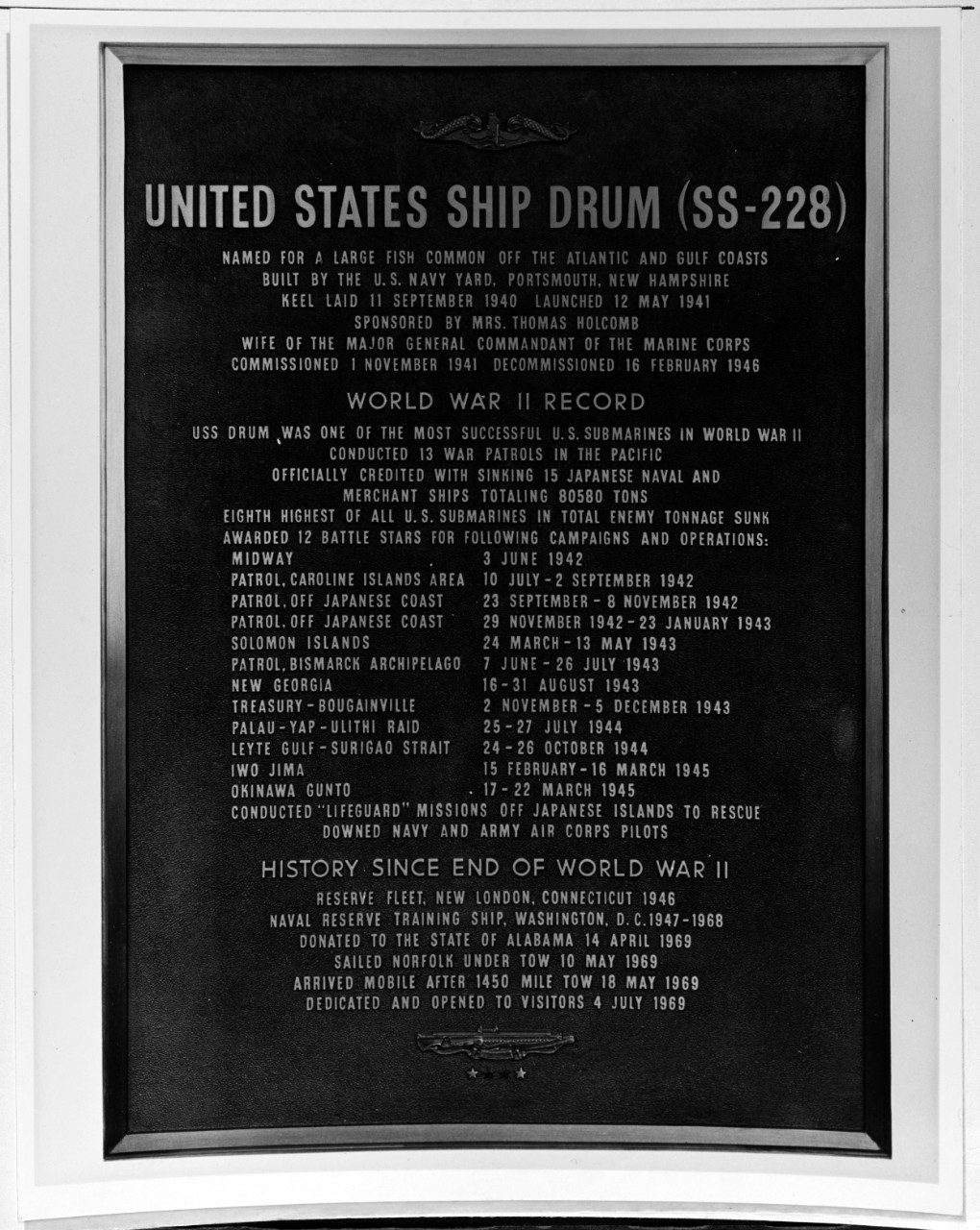 USS DRUM (SS-228)