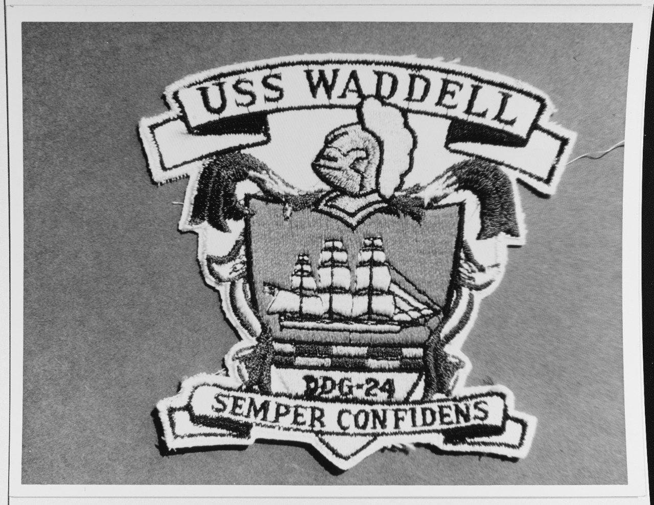 Insignia:  USS WADDELL (DDG-24)