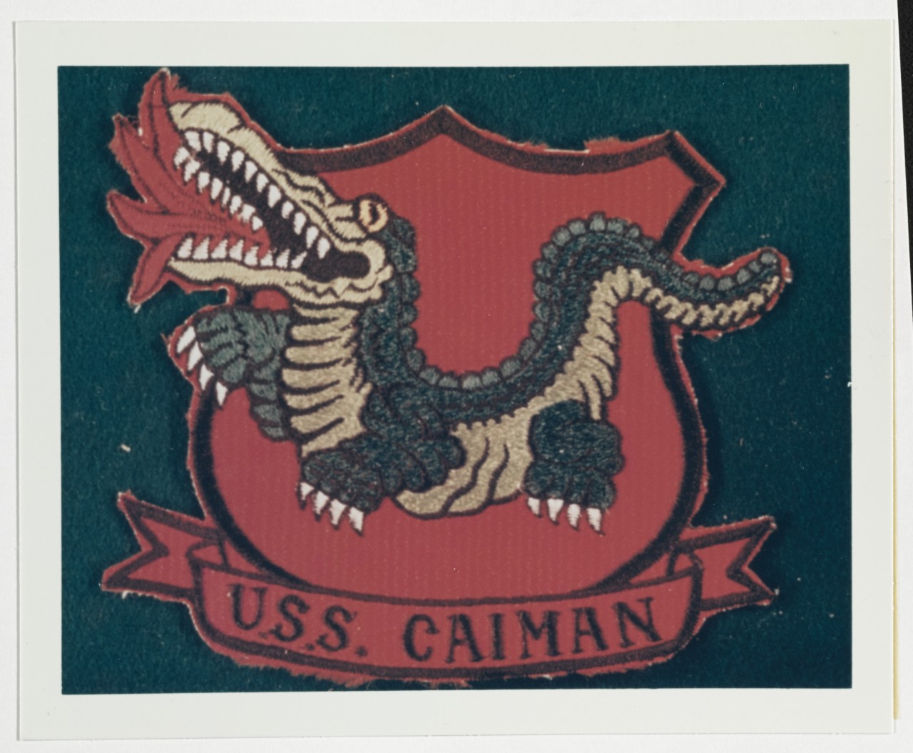 Insignia: USS CAIMAN (SS-323)