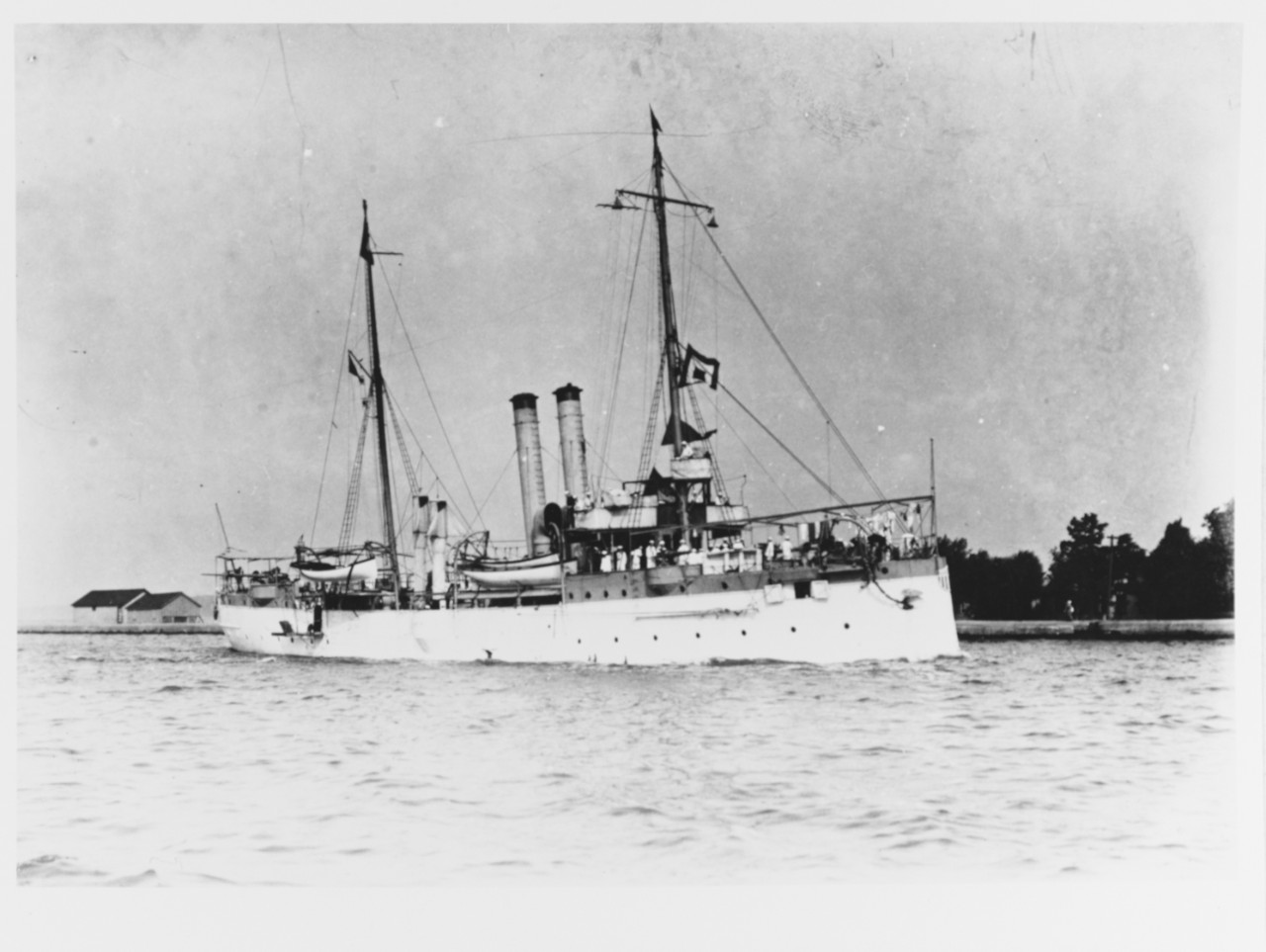 USS ISLA DE LUZON 1898-1920