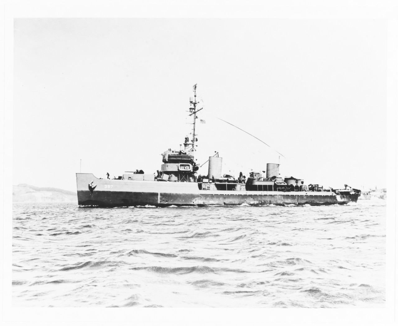 USS TOUCAN (AM-387)