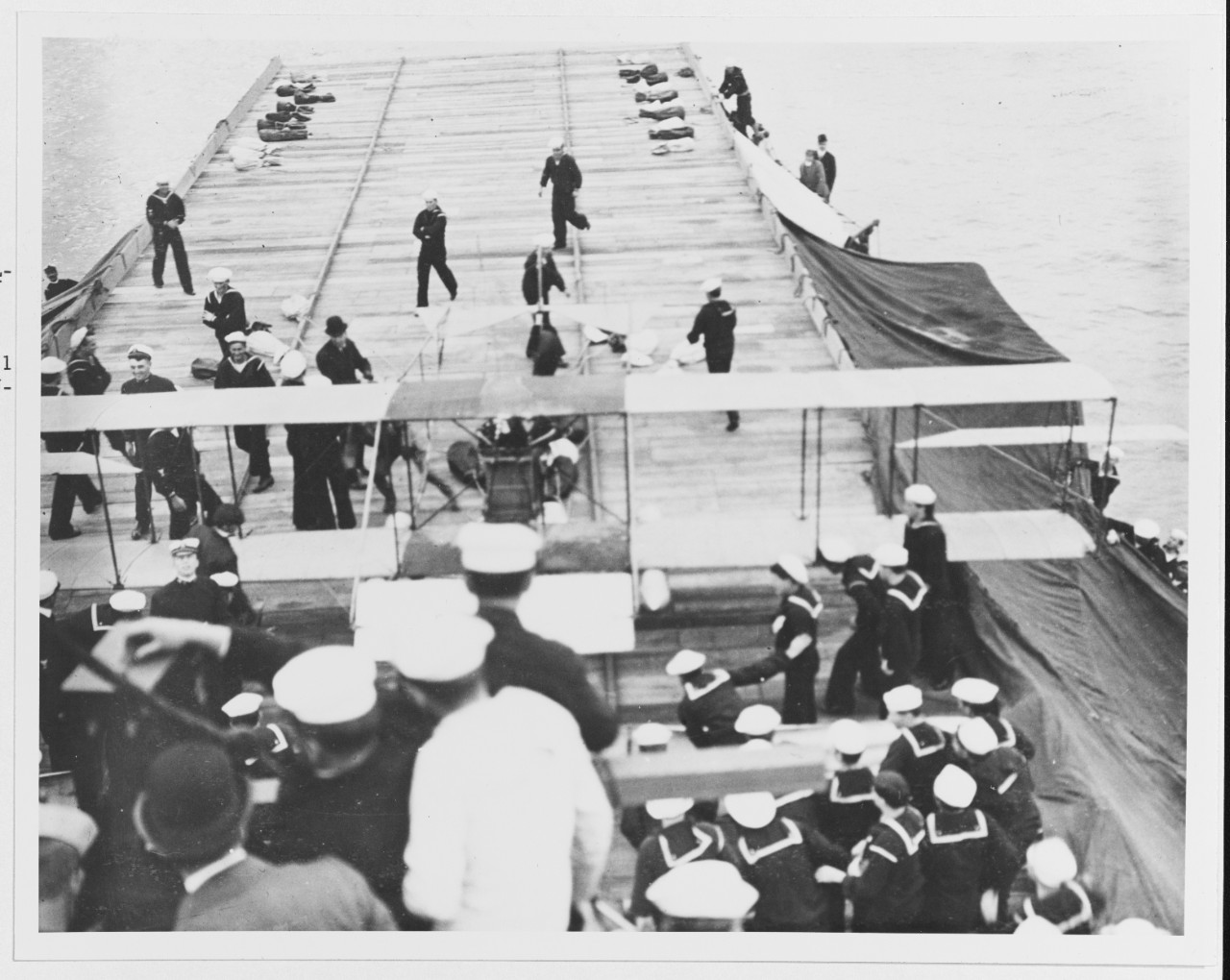 Photo #: NH 77584  First airplane landing on a warship, 18 January 1911