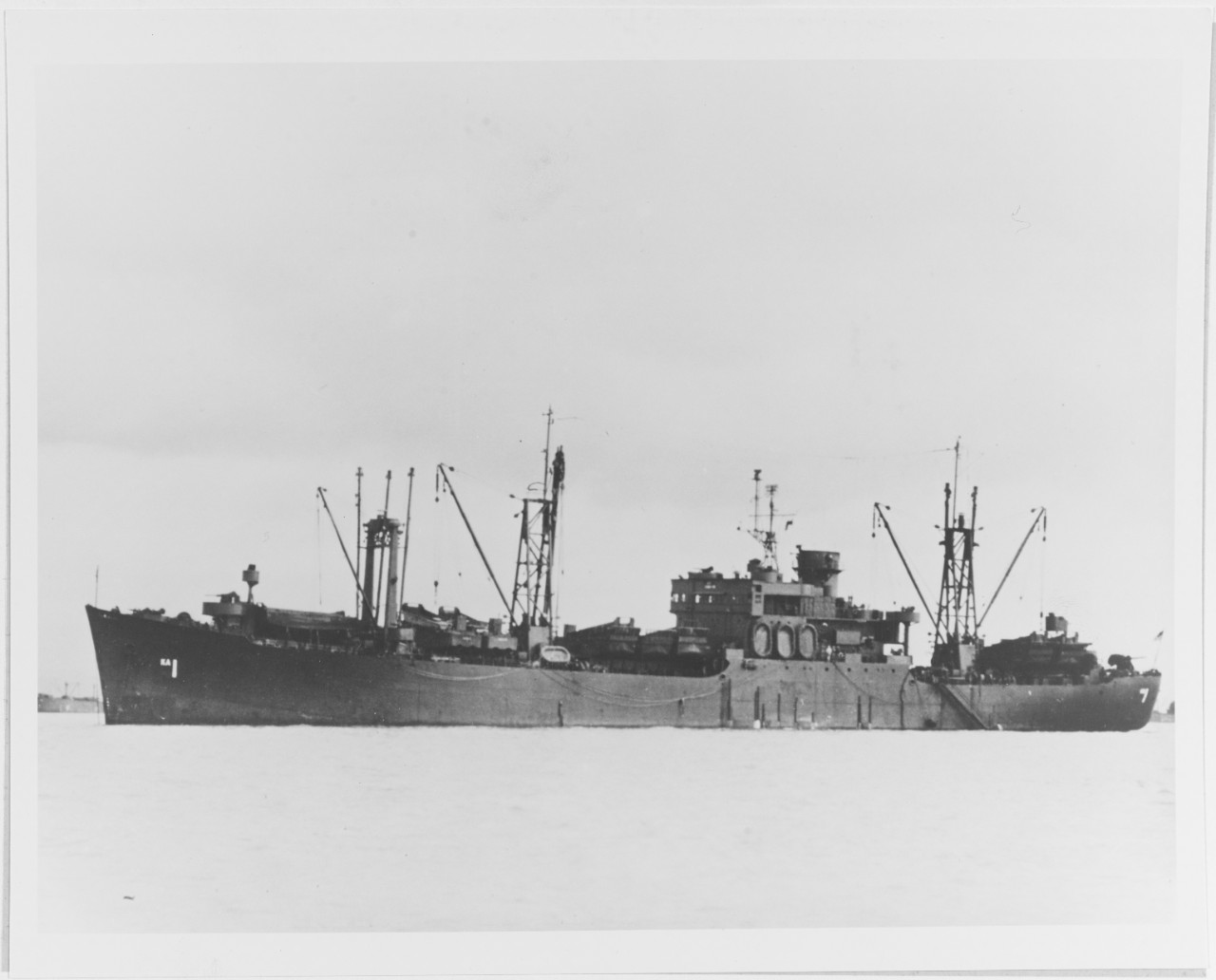 USS ARCTURUS (AKA-1)