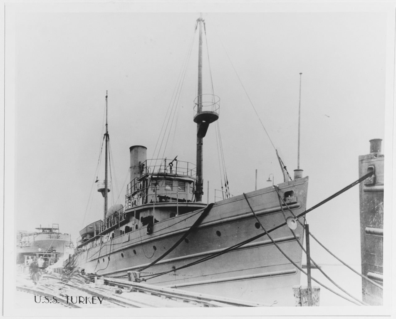 USS TURKEY (AM-13)