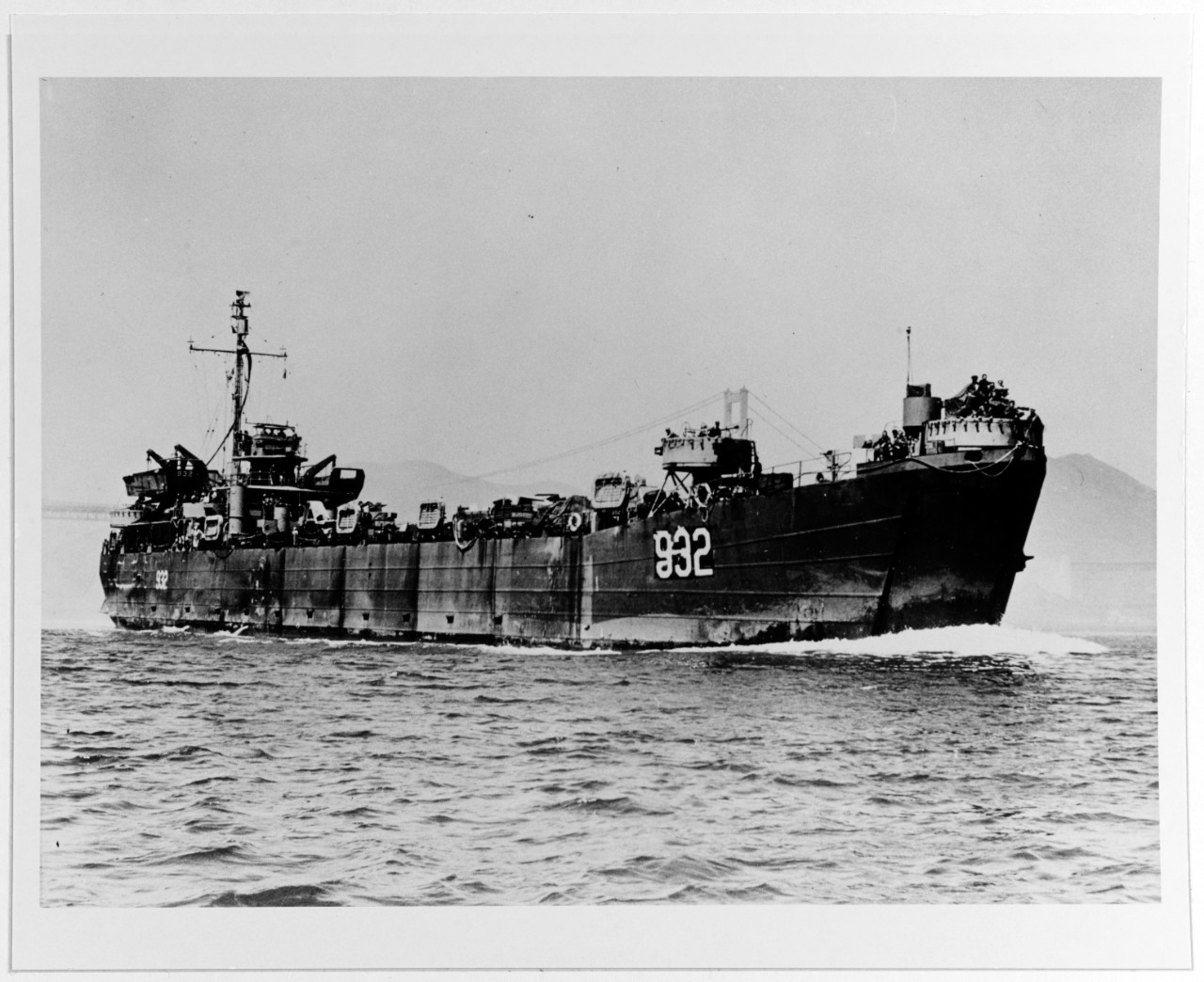 USS LST-932