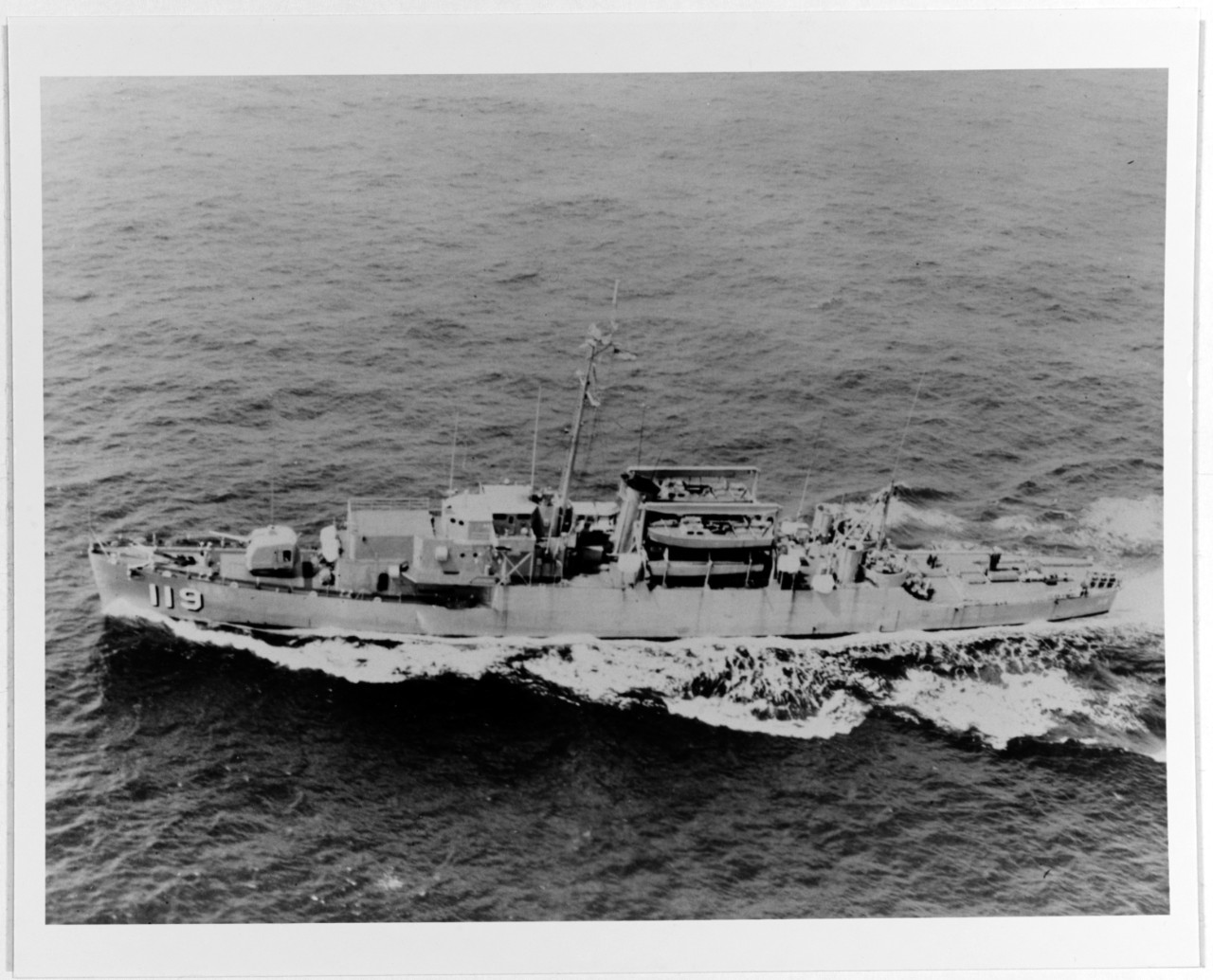 USS BEVERLY W. REID (APD-119)